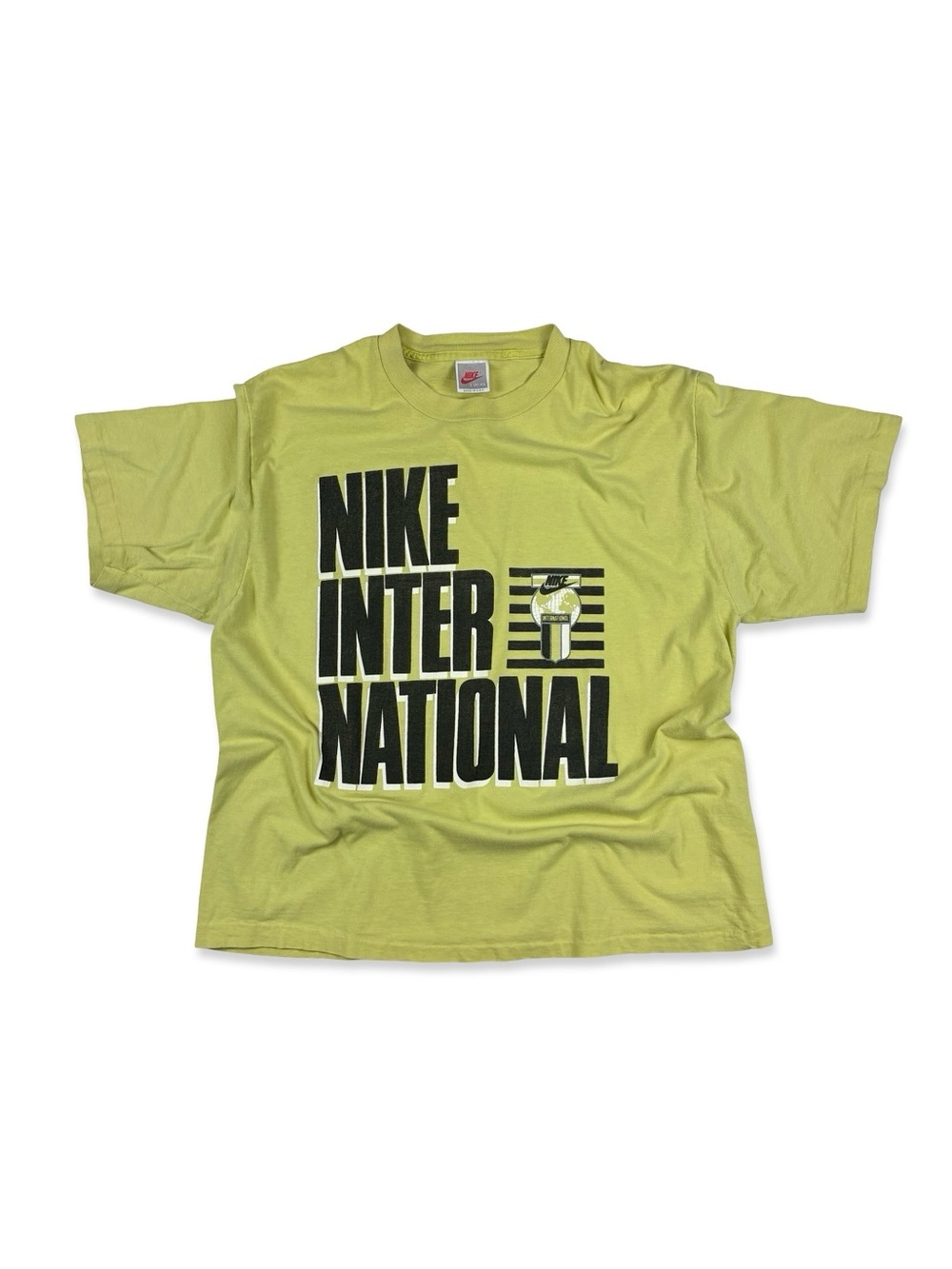 Nike International Vintage 90s T-Shirt